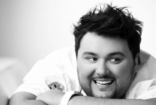 Jacques Houdek ovoga vikenda u Sarajevu promovira svoj novi singl 'Nov čovjek'