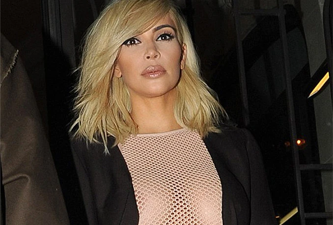 Kim Kardashian postala plava bomba