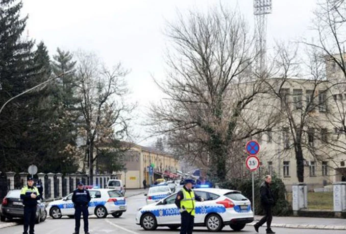 Dojava o bombi - 2. dio: Ovaj put se ne zezam