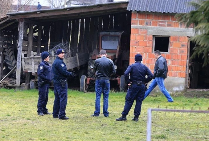 Muškarac koji je pucao na supružnike pronađen mrtav