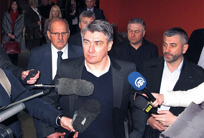 Grabar-Kitarović zatražila ostavku Zorana Milanovića