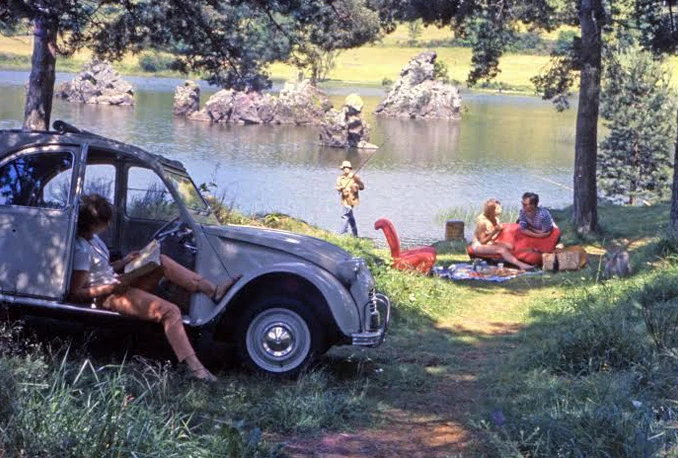 Citroen na salonu Retromobile 2015