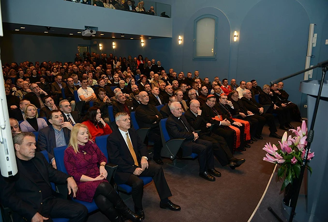Pred mnogobrojnom publikom u Zagrebu prikazan dokumentarni film 'Uzdol 41'