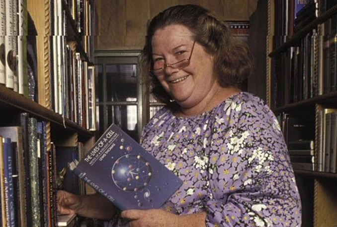 Umrla Colleen McCullough, autorica hita 'Ptice umiru pjevajući'