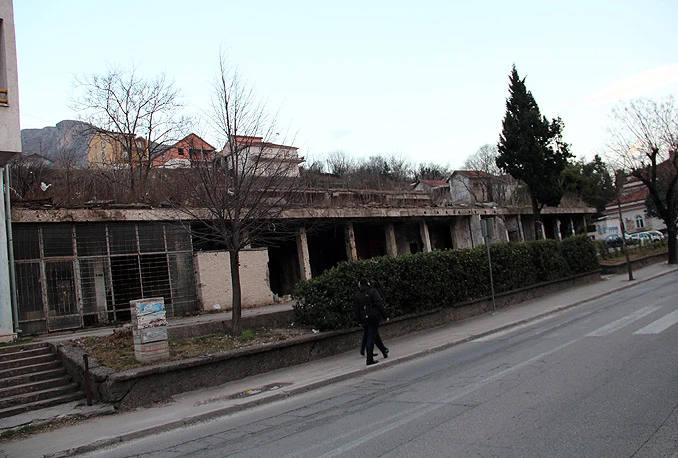Devastirani Aluminijev 'Samački hotel' na prodaji za 356.200 KM