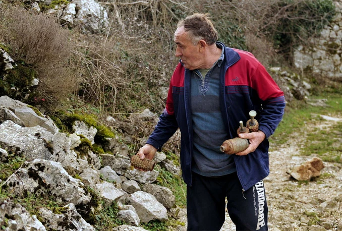 Hercegovac golim rukama uklonio preko 500 mina