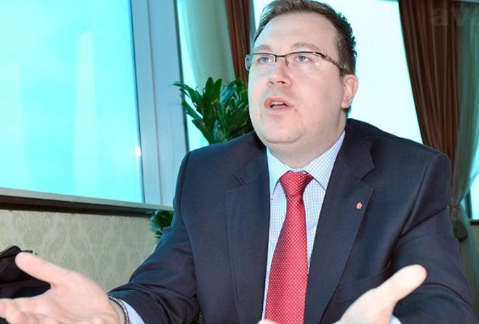Lipovača pod istragom i zbog prevelikih plaća