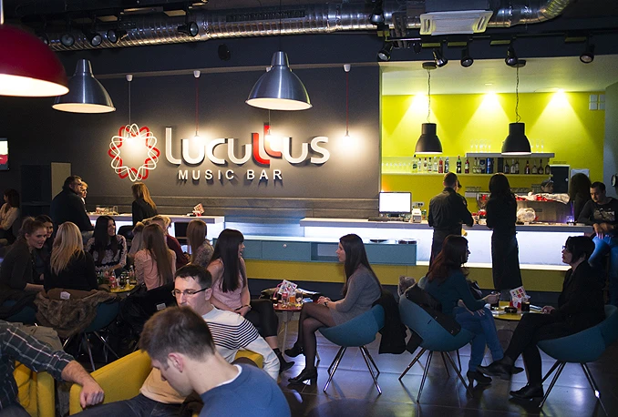 Održana prva Slušaonica u Lucullus Music Baru