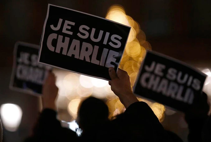 Svijet ujedinjen u osudi napada na novinare: Svi smo Charlie!
