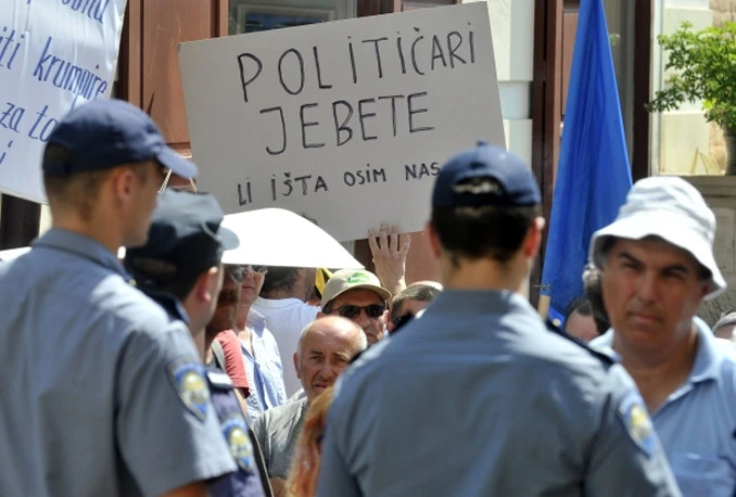 I političari nam žele sretnu Novu godinu