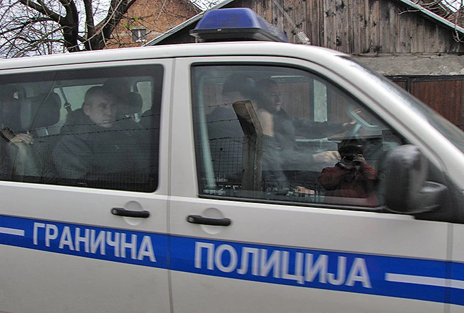 Alkoholiziran fizički napao granične policajce