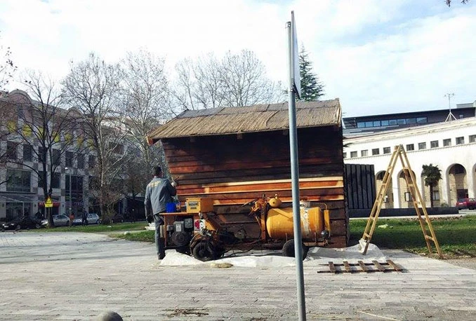 Žive jaslice na mostarskom Rondou