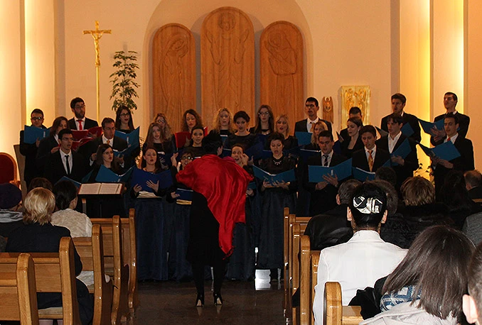 Održan adventski koncert Veni Emmanue