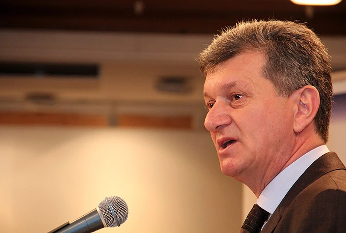 Kujundžić: Ustavna tužba protiv Josipovića i Grabar-Kitarović
