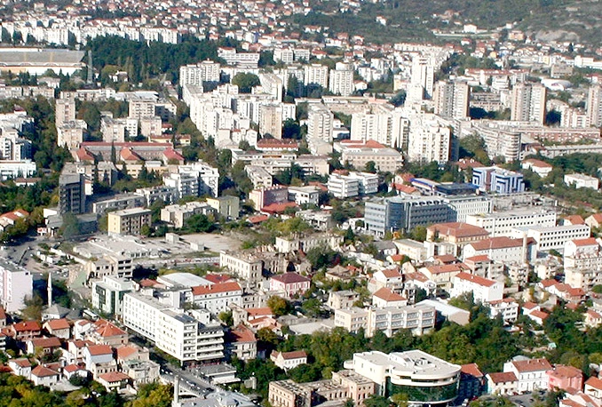 Ako će se graditi crkva, neka se grade i islamski centar i sinagoga