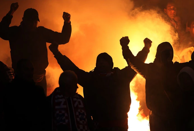 UEFA kaznila HNS zbog navijačkih izgreda u Milanu