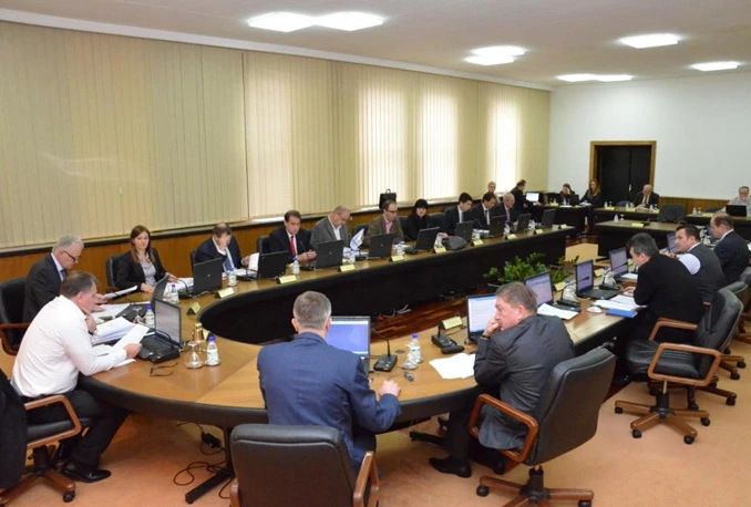 Federacija utržila pet milijardi KM prihoda