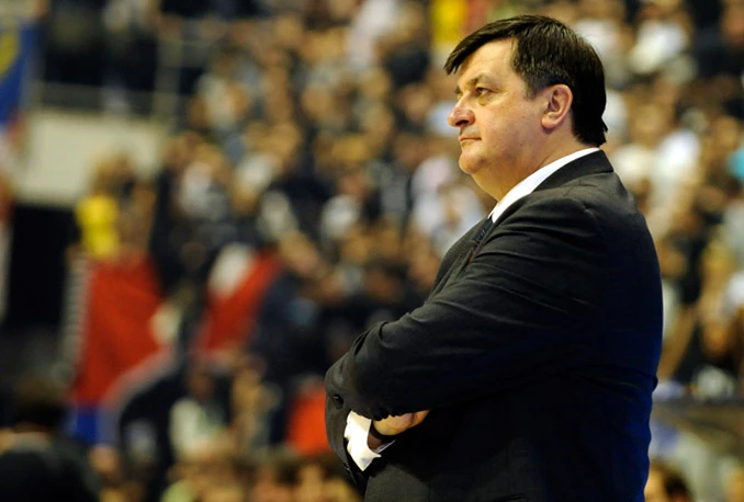 Umro košarkaški trener Aco Petrović