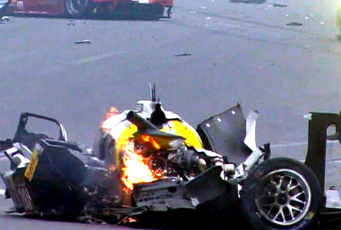 Webber se s 300km/h zabio u ogradu
