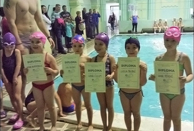 Polaznici Orkine škole plivanja dobili diplome o položenom prvom stupnju škole plivanja