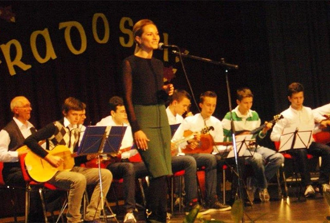 Održan humanitarni koncert i prodajna izložba za mališane iz dječjeg sela