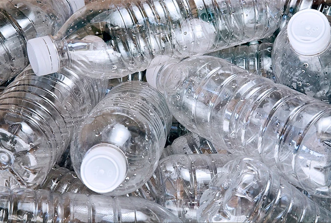 Božićno drvce od plastičnih boca