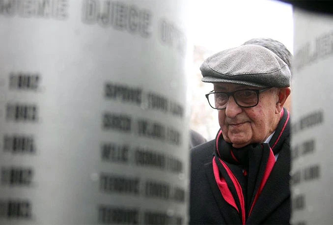 Meron o ranama u Sarajevu i Šešelju kao zvijezdi