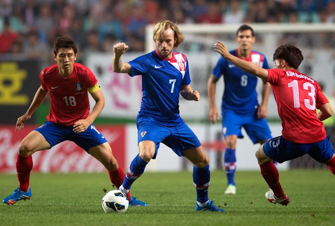Rakitić i Modrić u konkurenciji za Uefinu momčad godine