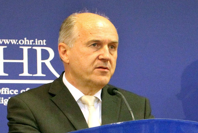 Inzko čestitao praznik