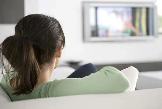 Internet prestiže televiziju: Izjednačio se broj gledanja