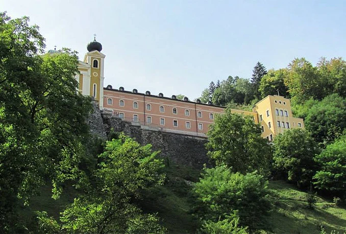 Tko štiti ubojicu fratara: Izetbegović ubojici dao tri pomilovanja