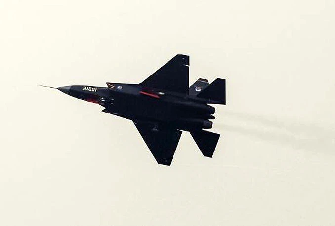 Soko-Orao: Kina predstavila nevidljivi avion