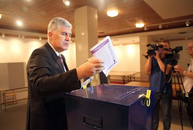Nitko HDZ ne treba zvati u vlast