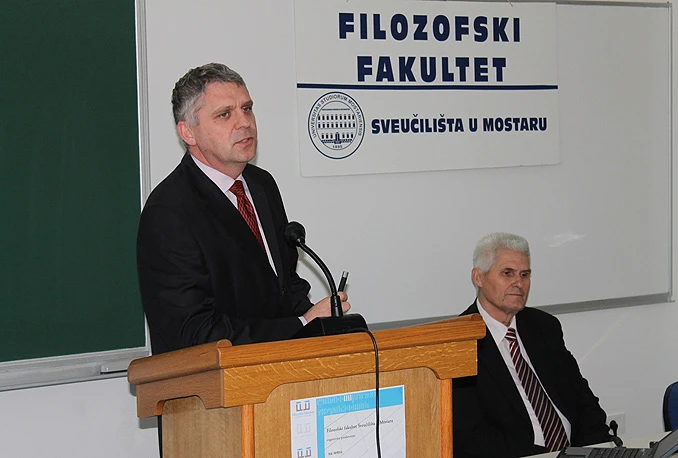 Gradonačelnik Brčkog razriješio dužnosti djelatnicu na trudničkom bolovanju