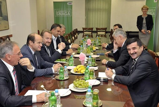 SDA i HDZ BiH: Još nije gotovo, svima su vrata otvorena