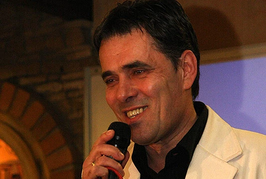 'Kad noć zamiriše' šesti studijski album Romea Nikolića 