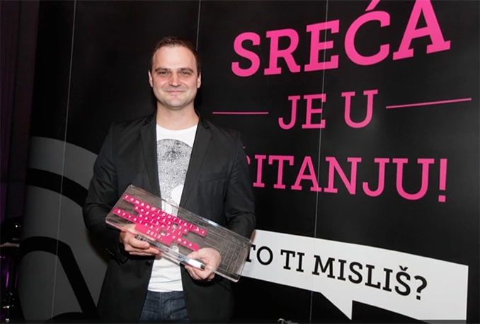 Kristian Novak dobitnik književne nagrade Tportala