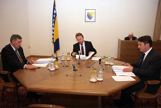 Predsjedništvo BiH: Nema preciznih informacija o stanju na poplavljenim područjima