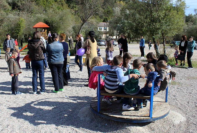 Velik broj djece i roditelja na Festivalu balona u Širokom Brijegu