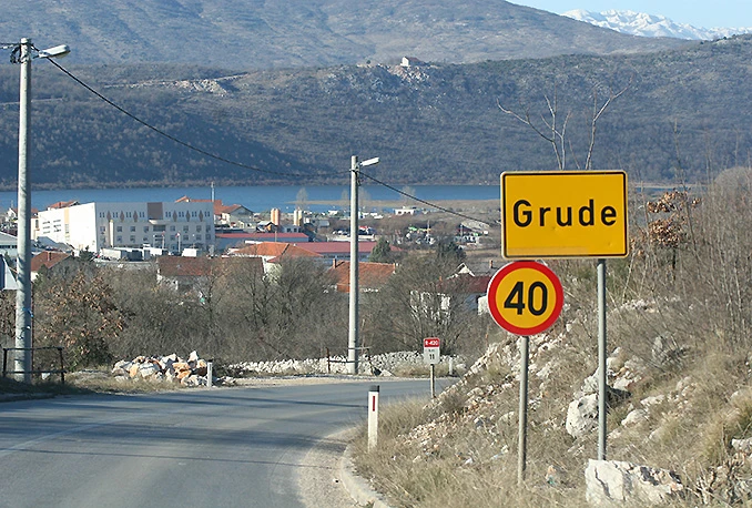 Grude se zadužuju da vrate dugove