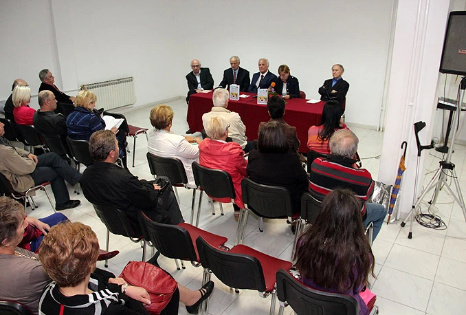 'Salon šipaka' pred mostarskom publikom