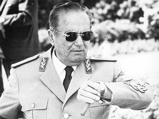 Tito i partija krili tijelo izvanzemaljca?