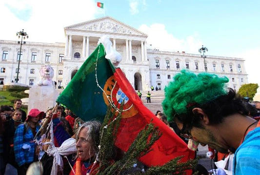 Eurozoni prijeti nova recesija