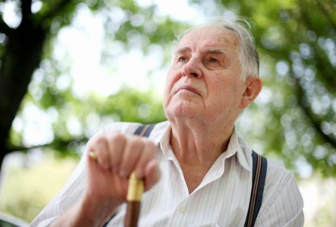Umro Boris Buzančić