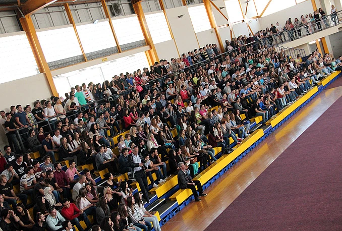Brucoški sat na mostarskom Univerzitetu: Oko 1500 novih studenata