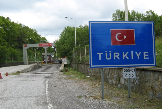 Turska zatvara granice