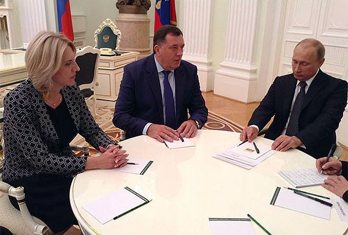 Dodik traži vraćanje izvornom Daytonu i 'odgađa' odcjepljenje