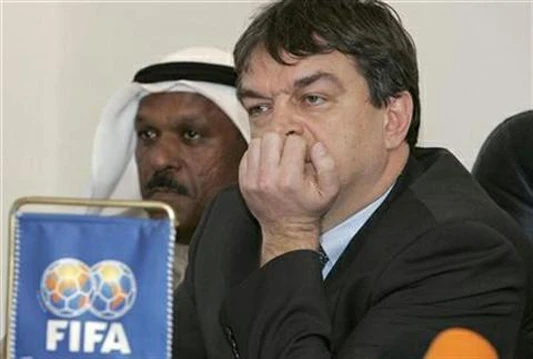 Jerome Champange i službeno protiukandidat Seppa Blattera za predsjednika FIFA-e