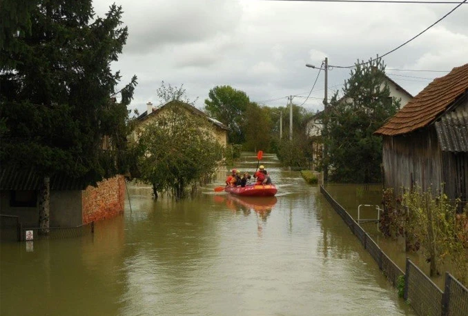 Karlovac: Najgore prošlo, noć bi trebala donijeti stagnaciju