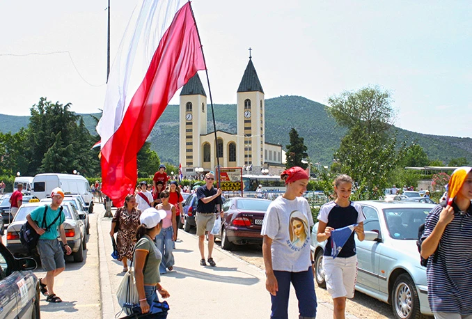 Jutarnji list o Međugorju: Zarađuju milijarde no divlja gradnja cvjeta, zaposlenici rade na crno...